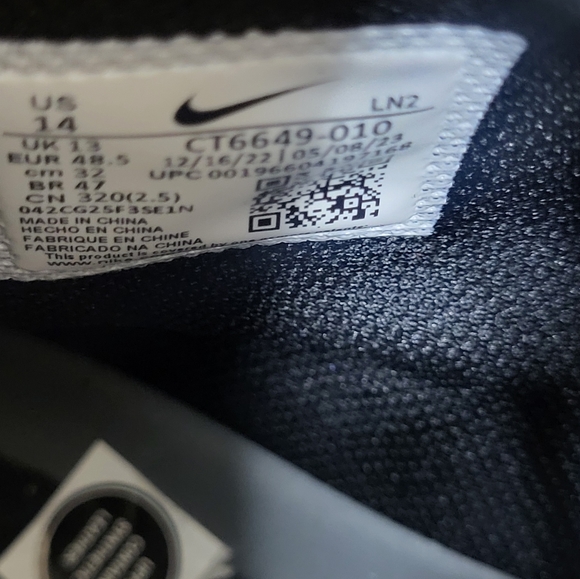 Nike Alpha Menace Pro 3 Mid Football Cleats Men Size 14 NEW - Picture 9 of 10